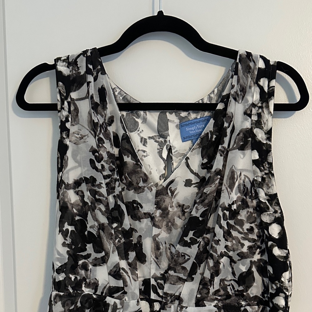 Vera Wang Black and White Maxi Dress - Picture 2 of 12